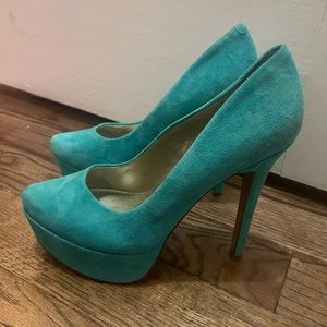 Jessica Simpson suede heels